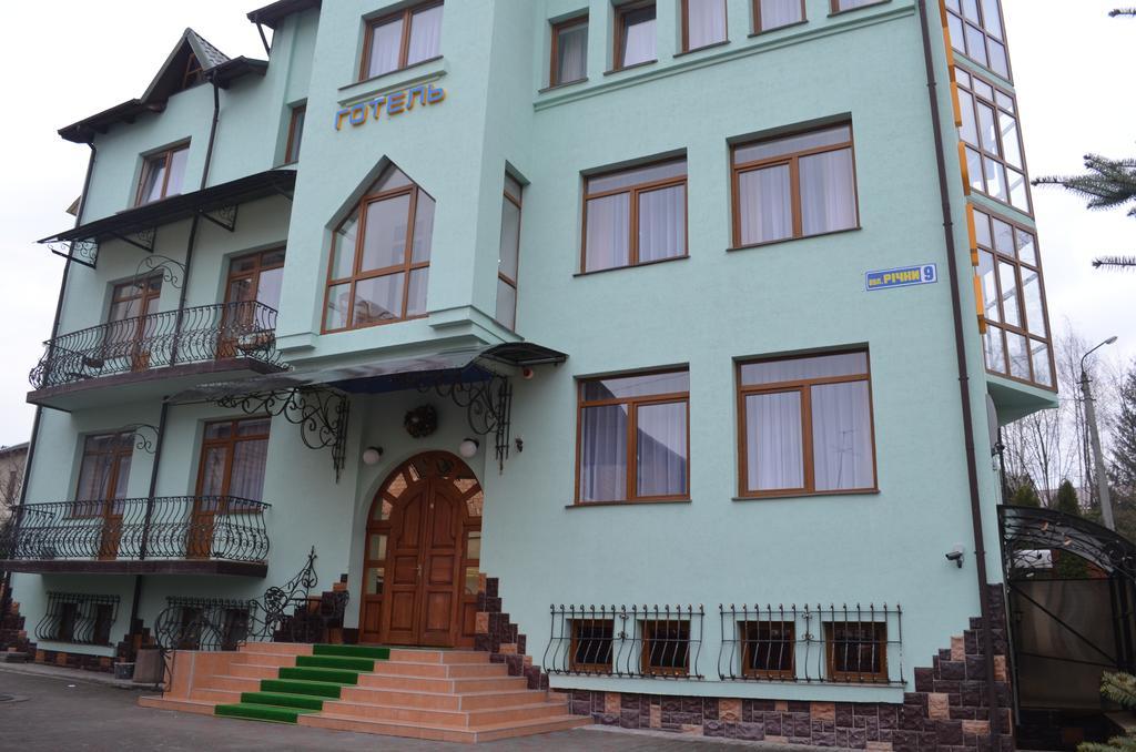 Hotel Europa Truskavets Exterior photo